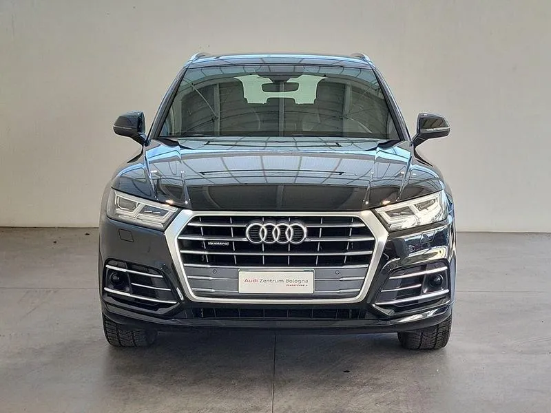 AUDI Q5 40 TDI quattro S tronic S line Plus Image 2